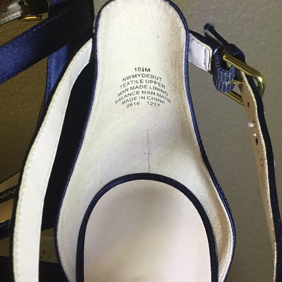 NINE WEST, Sandals (10 1/2) US. Sizes, blue ❤️ - Picture 2 of 5